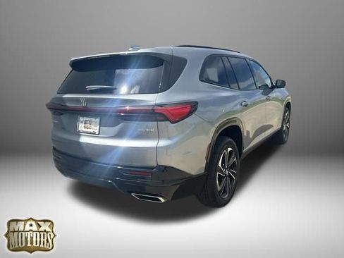 Used 2025 Buick Enclave Sport Touring FWD image 7