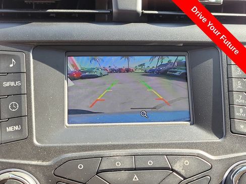 Used 2015 Ford Fusion SE FWD image 11