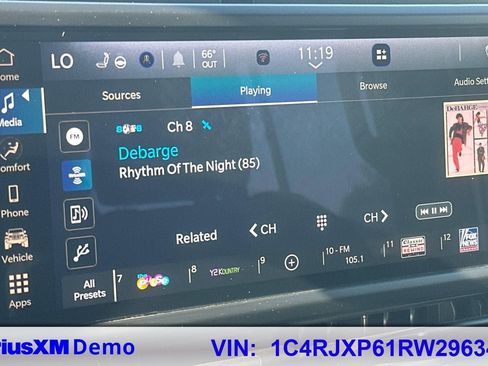 Used 2024 Jeep Wrangler Unlimited Sahara image 33