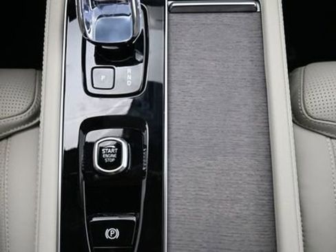 New 2026 Volvo XC90 B6 Ultra w/ Protection Package image 10