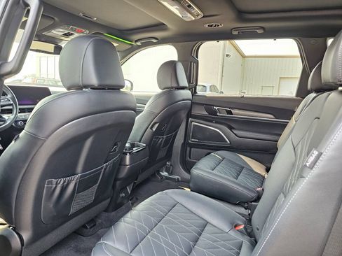 Used 2023 Kia Telluride SX X-Line AWD/4WD image 13