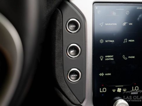 Used 2026 McLaren 750S Spider RWD image 64