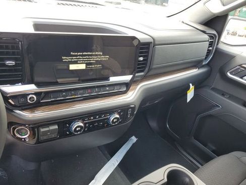 New 2026 GMC Sierra 1500 Elevation AWD/4WD image 28