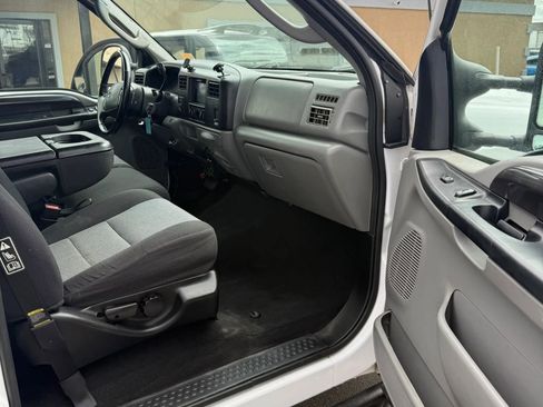 Used 2003 Ford F250 XLT AWD/4WD image 15