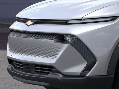New 2026 Chevrolet Equinox EV LT image 13