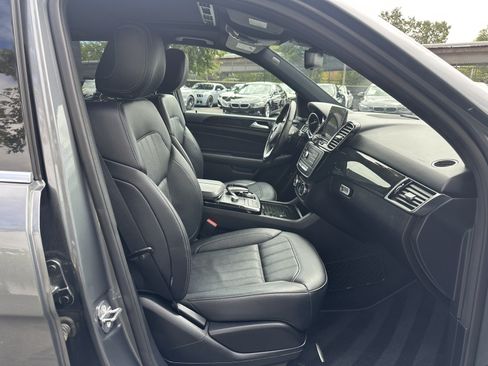 Used 2019 Mercedes-Benz GLE 400 4MATIC image 20