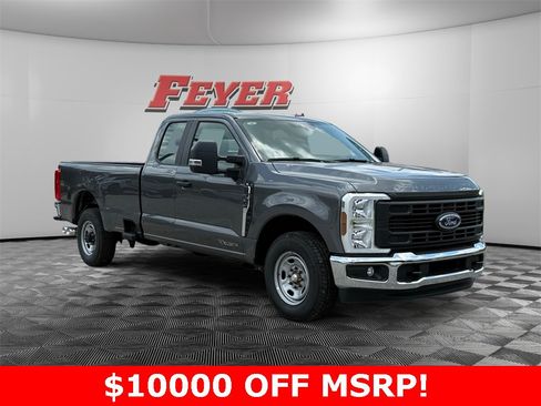 New 2025 Ford F350 XL w/ XL Chrome Package image 3