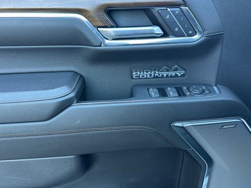 Used 2024 Chevrolet Silverado 1500 High Country w/ Technology Package image 12