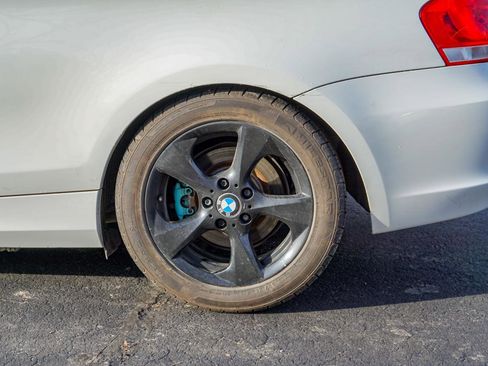Used 2012 BMW 128i Convertible RWD image 30