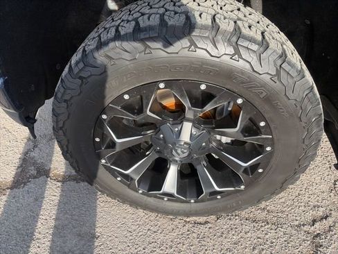 Used 2020 Chevrolet Silverado 1500 RST image 10