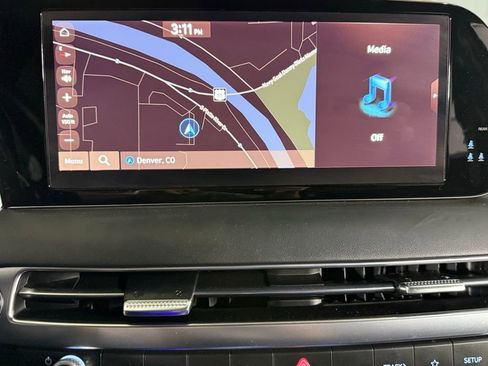 Used 2024 Hyundai Palisade Calligraphy image 39