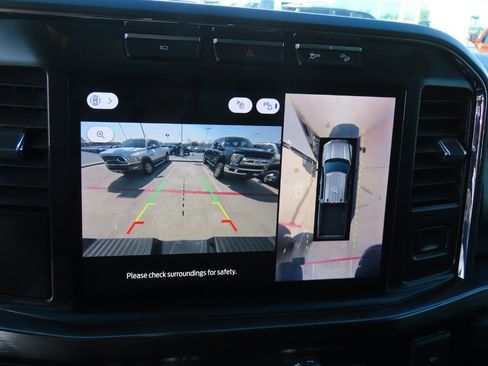 Certified 2024 Ford F250 Lariat w/ Sport Appearance Package image 32