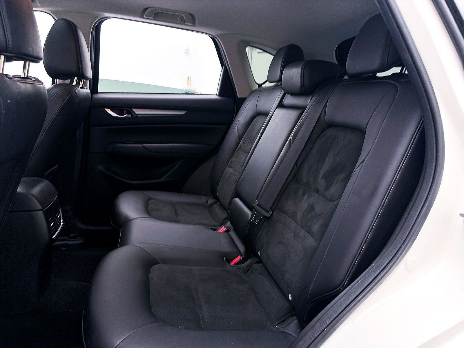 Used 2018 MAZDA CX-5 Touring w/ Preferred Equipment Package FWD image 30