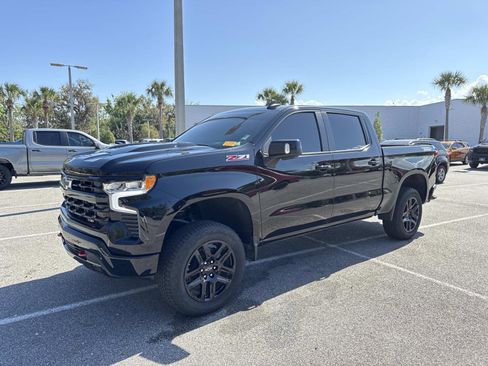 Used 2025 Chevrolet Silverado 1500 LT Trail Boss w/ LT Trail Boss Premium Package image 7