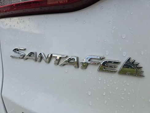 Used 2017 Hyundai Santa Fe Sport w/ Cargo Package AWD/4WD image 9