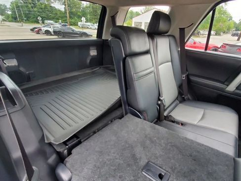 Used 2019 Toyota 4Runner SR5 Premium AWD/4WD image 34