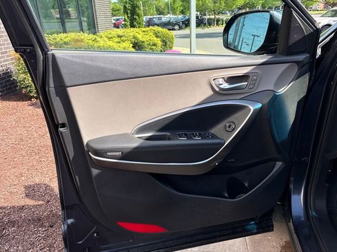 Used 2019 Hyundai Santa Fe XL image 21