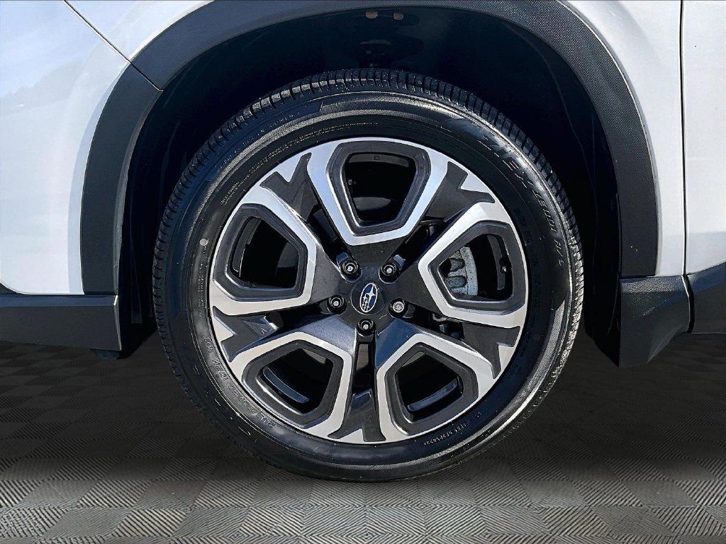 Used 2024 Subaru Ascent Touring AWD/4WD image 7