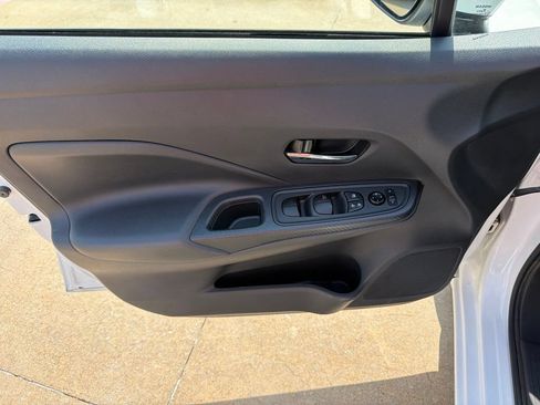 Used 2024 Nissan Versa SV FWD image 13