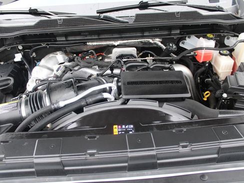 Used 2025 Chevrolet Silverado 2500 LT w/ Safety Package image 7