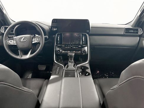 New 2025 Lexus LX 600 4WD w/ Premium Package image 6