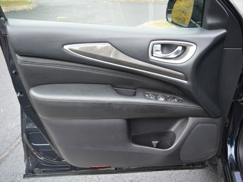 Used 2018 INFINITI QX60 Luxe AWD/4WD image 9