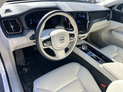 Certified 2025 Volvo XC60 T8 Core w/ Protection Package Premier image 9