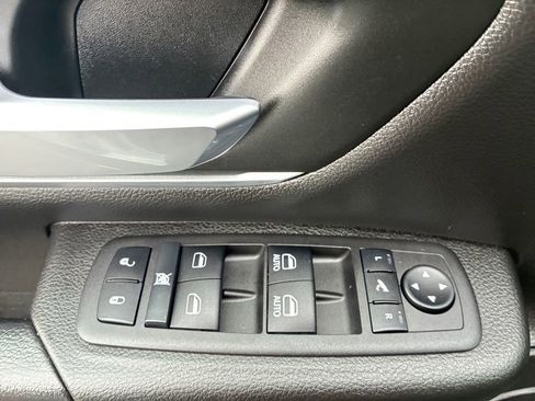 Used 2023 RAM 1500 Lone Star image 25