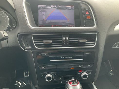 Used 2015 Audi SQ5 Prestige w/ Prestige Package image 21