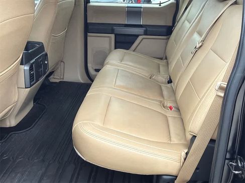 Used 2016 Ford F150 XLT w/ Equipment Group 302A Luxury image 17