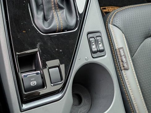 Certified 2025 Subaru Crosstrek 2.5i Wilderness image 25