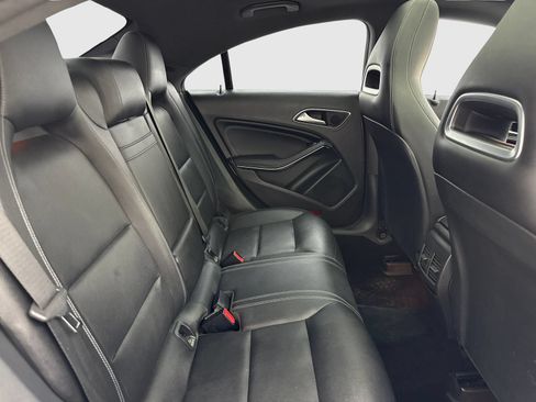 Used 2018 Mercedes-Benz CLA 250 image 45