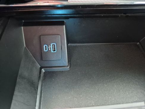 Used 2021 Ford F150 Lariat w/ Equipment Group 502A High AWD/4WD image 33