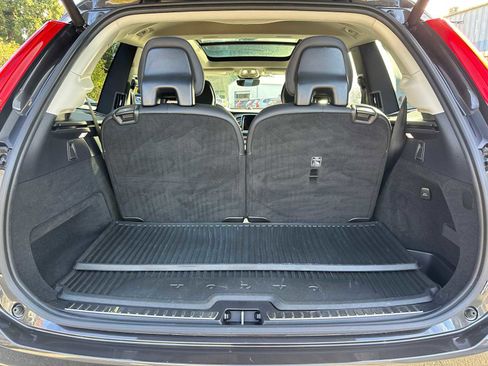 Used 2025 Volvo XC90 B6 Ultra w/ Protection Package image 22