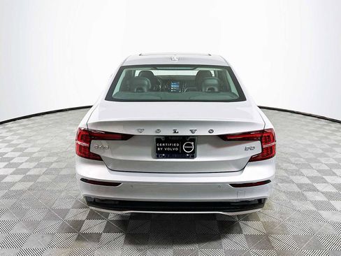 Used 2025 Volvo S60 B5 Core image 6