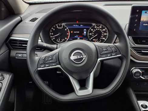 New 2026 Nissan Altima 2.5 SV w/ SV Special Edition Package FWD image 17