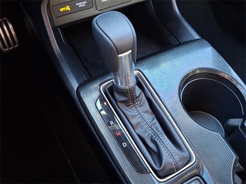 Used 2025 Honda Civic Sport image 14