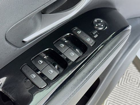 Used 2022 Hyundai Santa Cruz Limited image 18