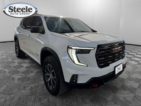 Used 2024 GMC Acadia AT4 w/ Luxury Package image 7