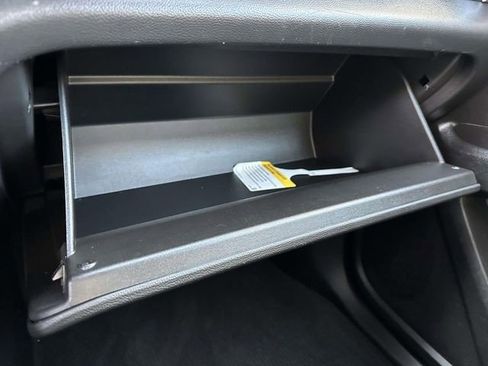 Certified 2023 Chevrolet Traverse LT w/ Rear Camera Mirror Package image 29