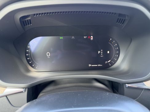 New 2026 Volvo XC60 B5 Plus w/ Climate Package AWD/4WD image 30