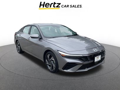 Used 2025 Hyundai Elantra Limited
