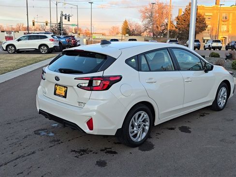 Certified 2025 Subaru Impreza 2.0i image 5