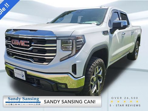 Used 2022 GMC Sierra 1500 SLT AWD/4WD image 1