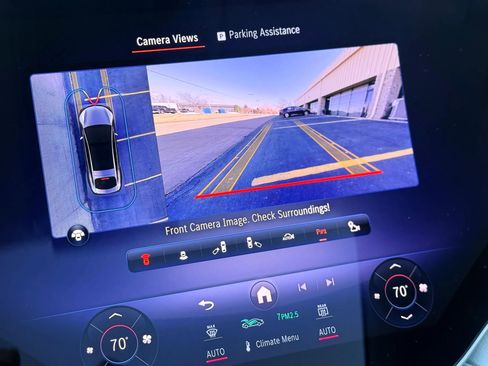 Used 2022 Mercedes-Benz EQS 580 4MATIC Sedan w/ Pinnacle Trim Package image 6