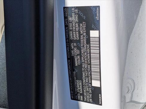 New 2025 Volvo XC90 B5 Core w/ Protection Package Premier image 20