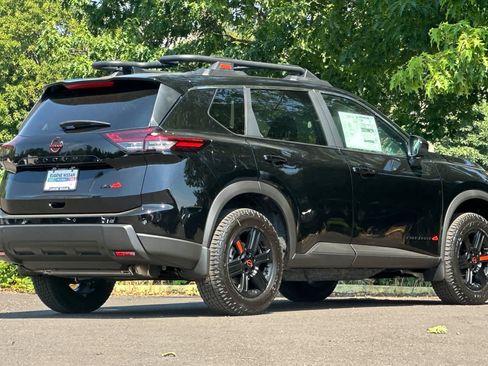 New 2026 Nissan Rogue SV AWD/4WD image 2