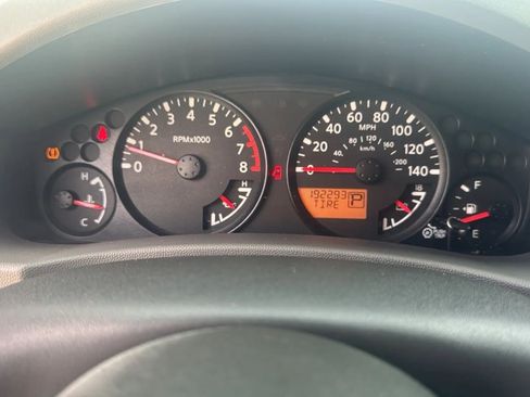 Used 2015 Nissan Xterra S RWD image 13