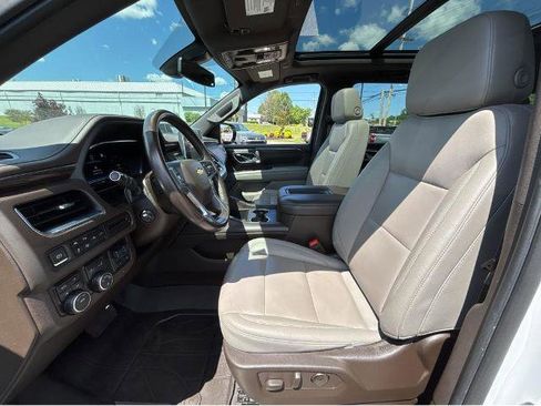 Used 2022 Chevrolet Tahoe LT w/ LT Signature Package AWD/4WD image 22