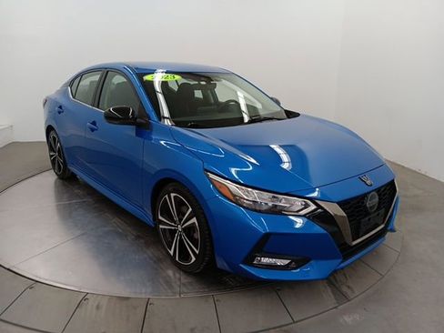 Used 2023 Nissan Sentra SR w/ Electronics Package image 1